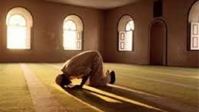 5 حالات لا يجب فيها الترتيب بين الصلوات الفائتة