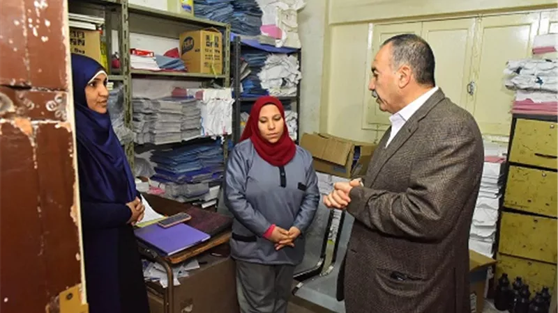 محافظ أسيوط يتفقد المركز الصحي الحضري بمديرية الصحة