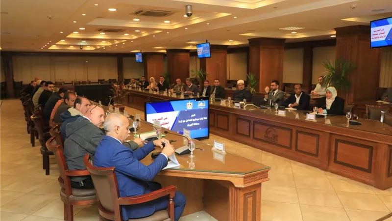 النجار يبحث جاهزية الجيزة للتعامل مع الازمات والكوارث