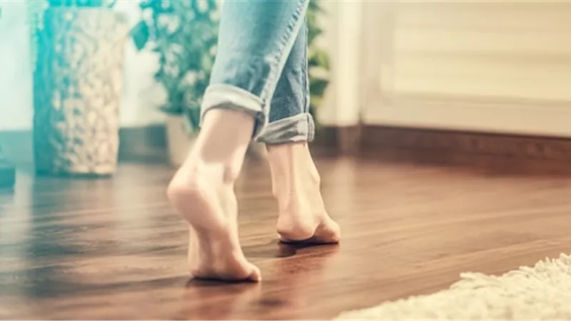 احذر الإكزيما ..احد مخاطر المشي حافي القدمين