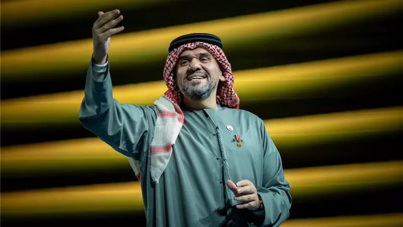 حسين الجسمي يحقق الرقم الصعب بحضور غير مسبوق بعشرات الآلاف في دبي