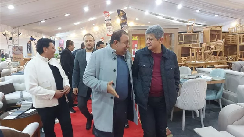 وفد الغرفة التجارية بدمياط يزور معرض الأثاث الدمياطي بالشرقية