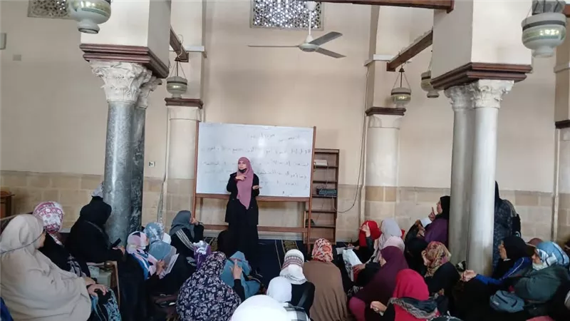 فضل شهر رجب بلغة الإشارة في الجامع الأزهر