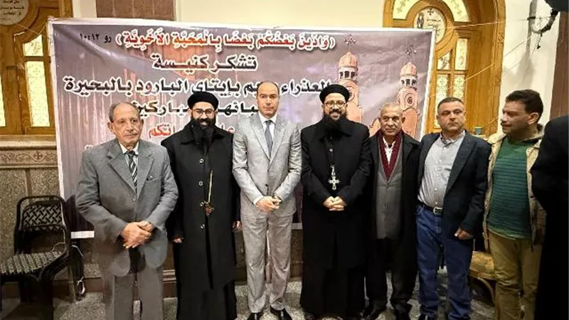 رؤساء المراكز والمدن بالبحيرة يهنئون الإخوة الأقباطـ