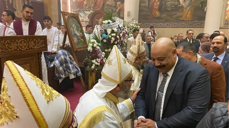 حزب الشعب الجمهورى بالشروق يقدم التهنئة للكنيسة بعيد الميلاد.. صور