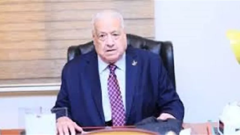 نقيب الإعلاميين ناعيا الفريق جلال الهريدي: كان مخلصًا أفنى حياته في العمل الوطني