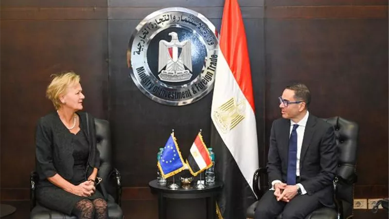 وزير الاستثمار: تعزيز العلاقات الاقتصادية مع الاتحاد الأوروبى وتقليل الحواجز التجارية
