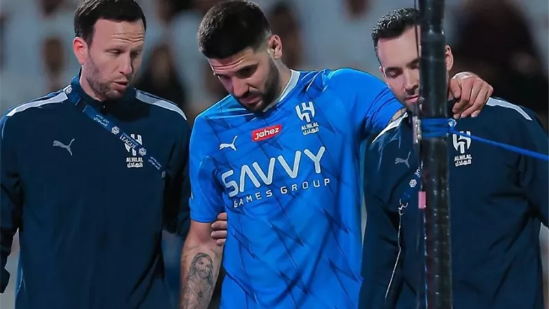 تفاصيل إصابة ميتروفيتش مهاجم الهلال السعودي