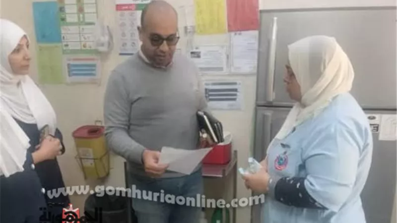 وكيل صحة دمياط يفاجئ مستشفتى الصدر والحميات ويشكر فرق النوباتجية