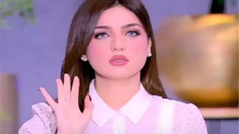 ياسمين عز تستفز السيدات بنصيحة جديدة