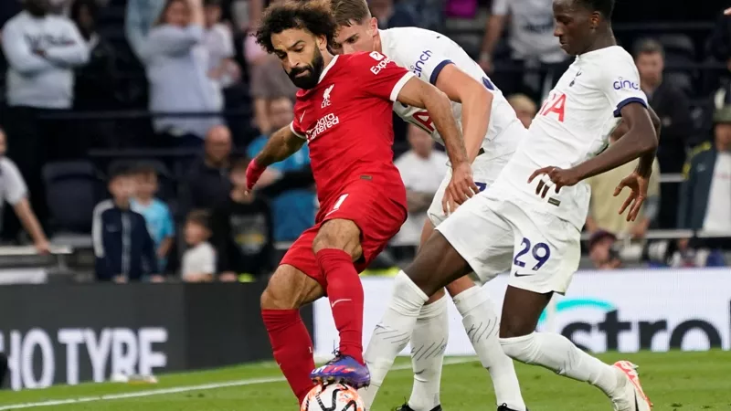 كأس رابطة الأندية| تاريخ مواجهات ليفربول وتوتنهام
