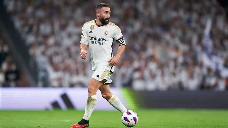 كارفاخال يسابق الزمن للمشاركة مع ريال مدريد بكأس العالم للأندية