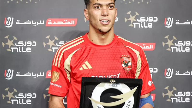 شوبير: إمام عاشور ينافس على جائزة أفضل لاعب في مصر