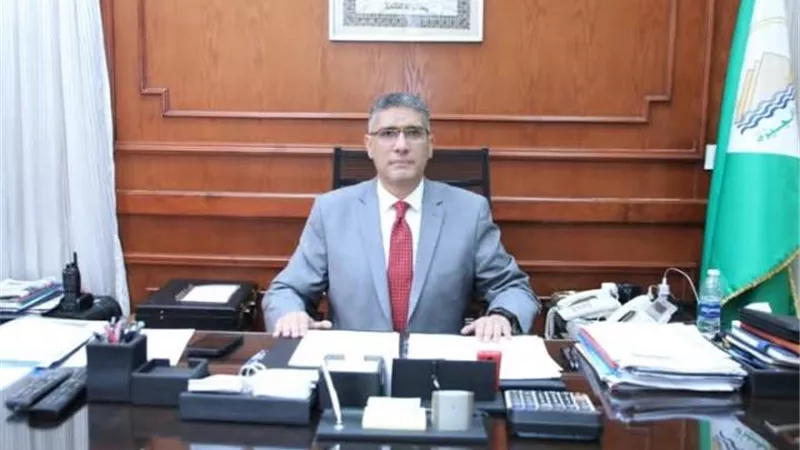محافظ الجيزة يتابع استعدادات مديرية التعليم لامتحانات الشهادة الإعدادية