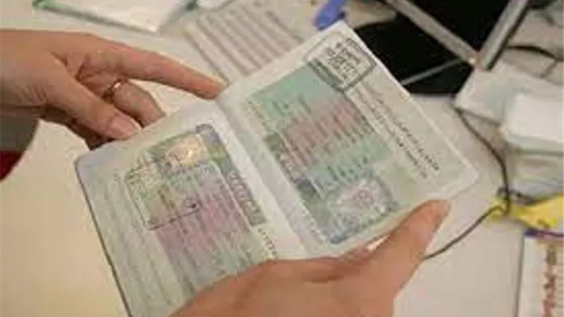 تأشيرات مضروبة.. على النت موجودة!