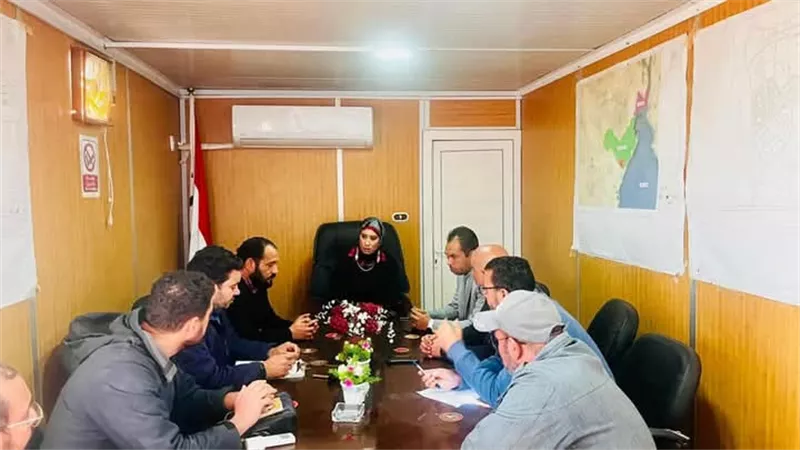 جهاز السويس الجديدة يلتقي الشركات المنفذة للمشروعات بالمدينة