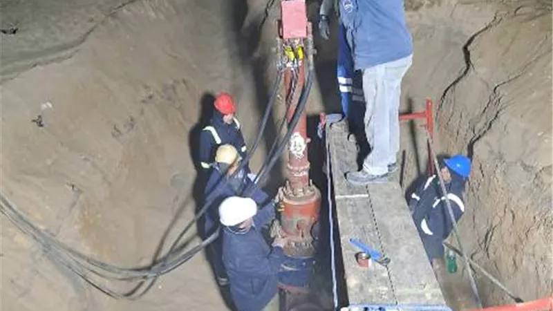 بدء إجراءات إصلاح خط بوتاجاز الخانكة بعد تبريده والسيطرة على الاشتعال