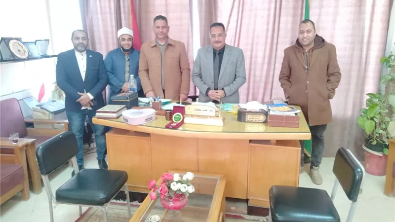 مدير التضامن بالمنيا يناقش سبل تعزيز التعاون مع المجتمع المدني