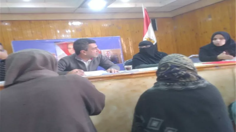 رئيس مركز ومدينة الحمام لامكان للتراخى اوالمتهاون فى خدمة المواطن
