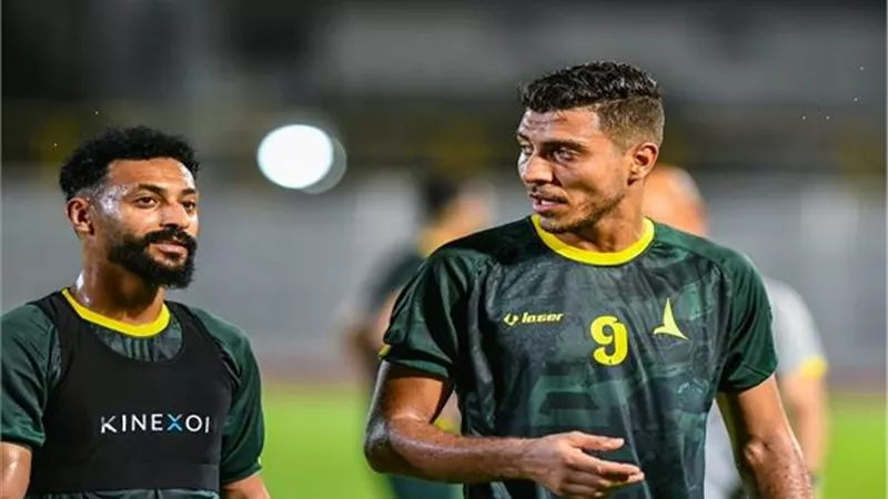 بمشاركة شريف| الخليج يتعادل أمام الرياض بالدوري السعودي