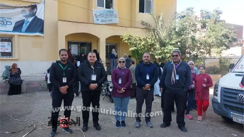 علاج ١٢٧٠ مواطنا بالمجان في قافلة طبية بدمياط