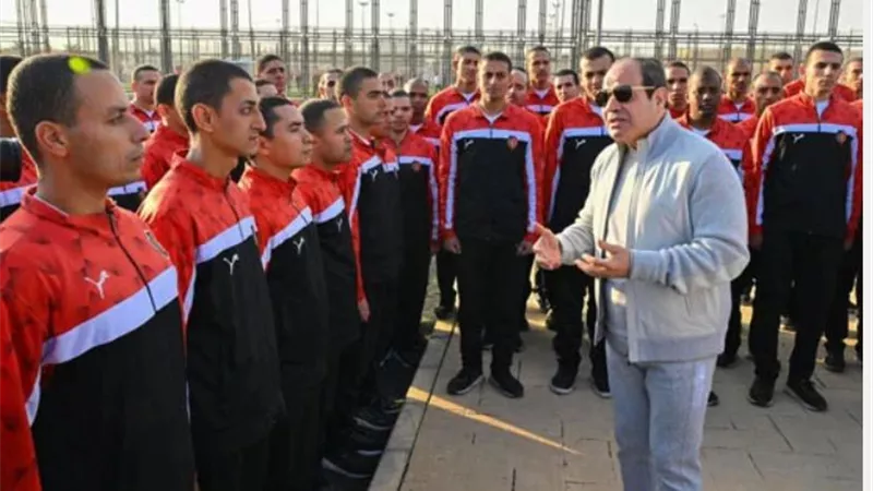 الرئيس السيسي يتفقد الأكاديمية العسكرية المصرية فجر اليوم