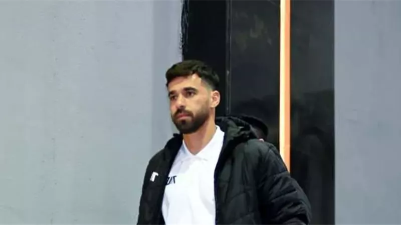 عبدالله السعيد يحسم موقفه بشأن رحيله عن الزمالك
