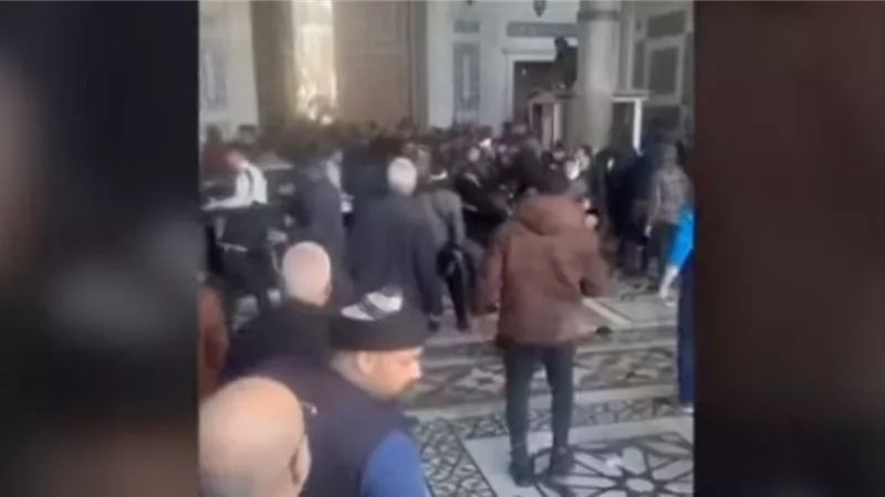 محافظ دمشق: حادث المسجد الأموي لن يمر دون محاسبة المقصرين