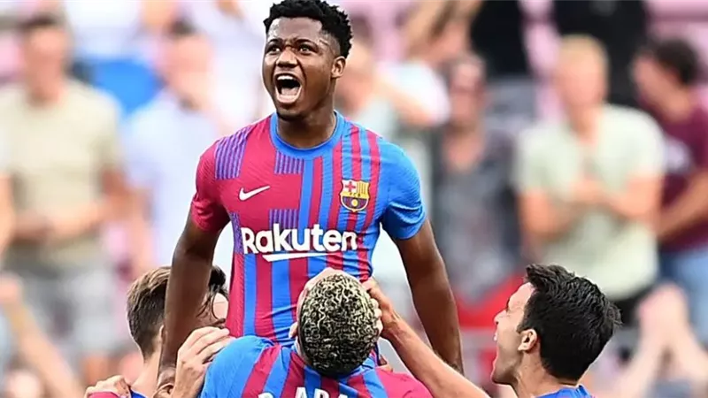 11 وجهًا جديدًا يطمحون تحقيق أول ألقابهم مع برشلونة