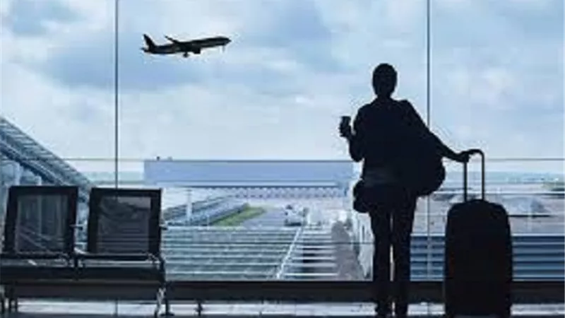 لو مسافر .. احذر اصطحاب 5 أشياء على متن الطائرة