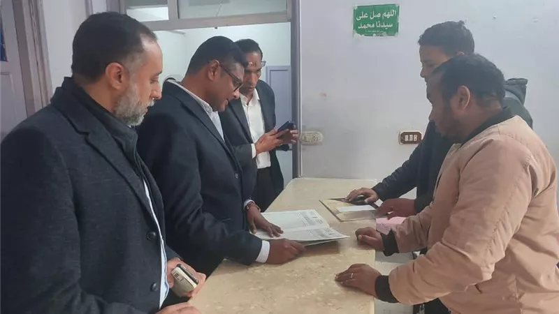 وكيل وزاره الصحه بالبحر الأحمر يتفقدمستشفى سفاجا المركزي