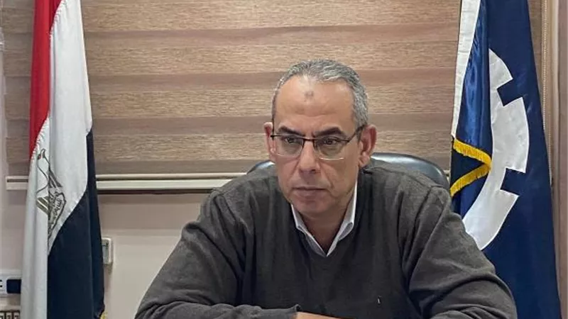 وكيل تعليم السويس يتابع جاهزية المدارس ويشدد على الانضباط