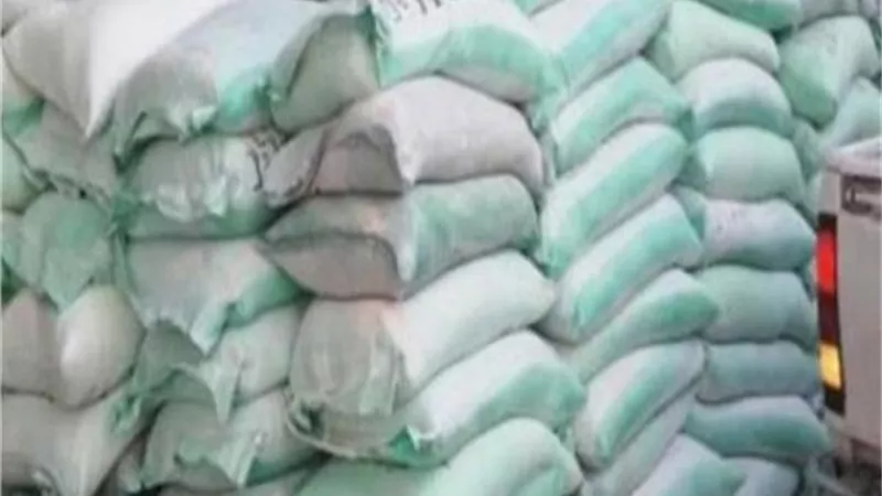 ضبط 8 طن دقيق مدعم قبل بيعهم بالسوق السوداء