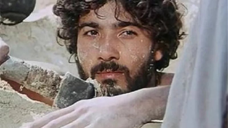خالد النبوي يكشف كواليس من الذكريات لـ 