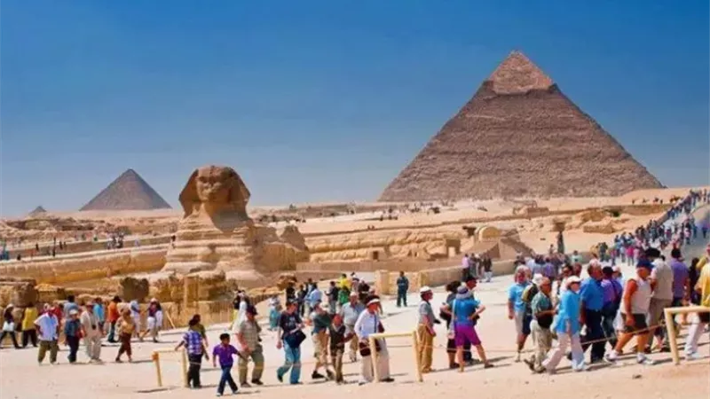 متحدث الوزراء: نستهدف زيادة أعداد السائحين إلى 30 مليونا