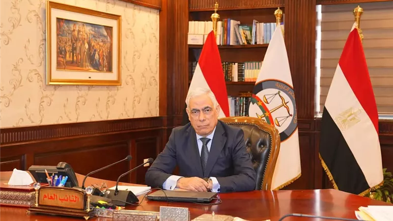 النائب العام يستقبل المحامي العام الأول لنيابة استئناف بني سويف