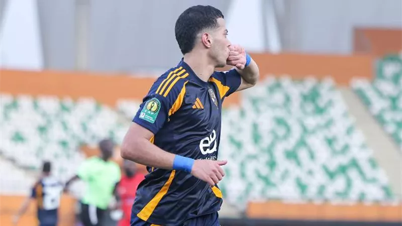 شاهد.. إمام عاشور يسجل أول هاتريك في مسيرته الكروية بقميص الأهلي