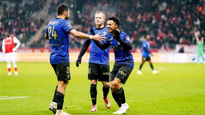 عبد المنعم لم يشارك .. نيس يفوز علي ريمس برباعية في الدوري الفرنسي
