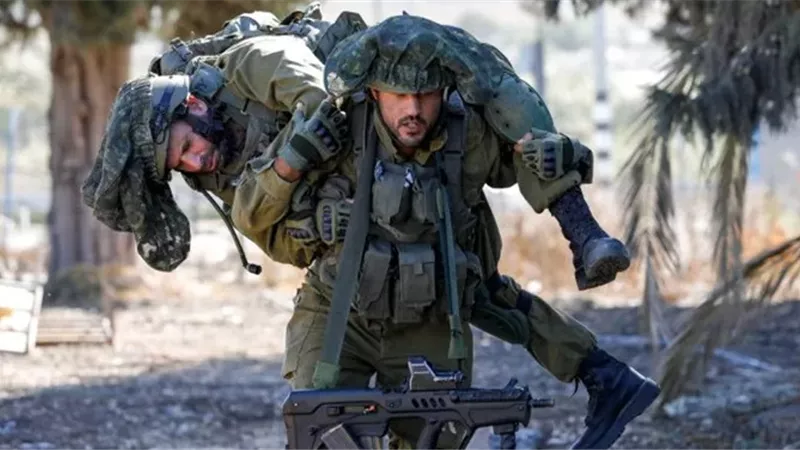 الجيش الإسرائيلي يفتح تحقيقا بمقتل وإصابة 9 من أفراده في تفجير لغم