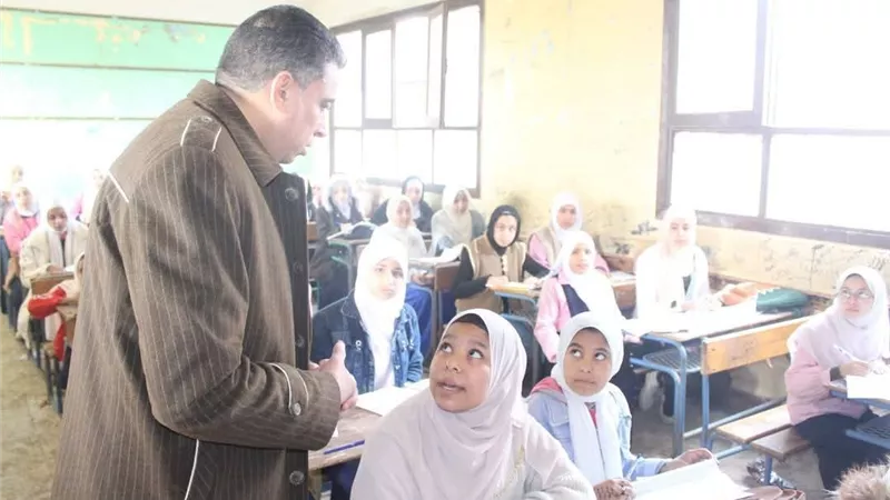 محافظ الجيزة : سريان امتحانات الفصل الدراسي الأول دون أي معوقات