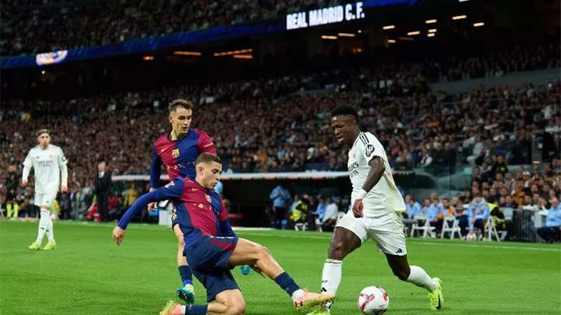 البث المباشر لمباراة ريال مدريد وبرشلونة الليلة بنهائي السوبر