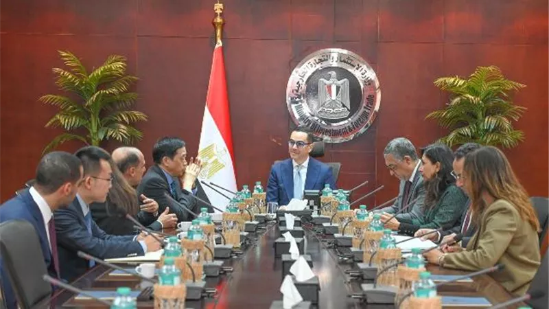 وزير الاستثمار: الشراكات الدولية تعزز النمو الاقتصادى وتجذب رؤوس الاموال