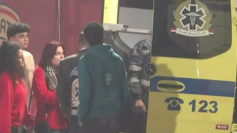 نقل لاعبة منتخب مصر للمستشفى بعد إصابة قوية في مباراة الكاميرون