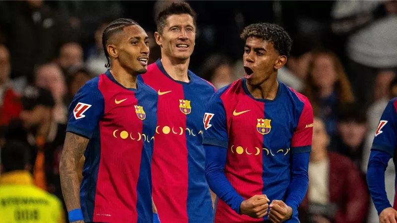 موقف أولمو.. تشكيل برشلونة لمواجهة ريال مدريد بكأس السوبر الإسباني