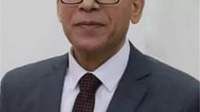 قرار جمهورى بتعيين د. السيد أبوهاشم عميدًا لكلية تربية الزقازيق