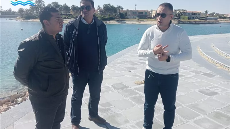 رئيس جهاز القري السياحية يتفقد مشروعات رفع كفاءة الطرق وتوسعة الكباري