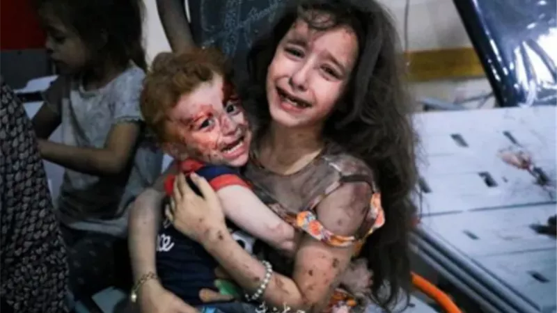 الأزهر: مشاهد وفاة الأطفال وتجمدهم في غزة وصمة عار على جبين الإنسانية