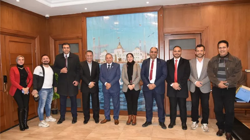 محافظ بورسعيد يطلب اخلاء ارض مشروع النادى المصرى الاستثمارى