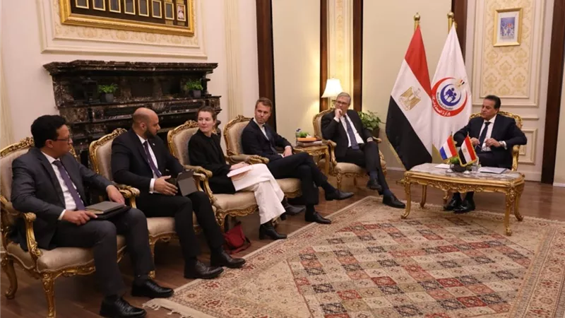 الصحة تناقش خططا لتوطين صناعة الأجهزة التشخيصية في مصر