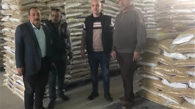 ضبط 20 طن مكرونة معبأة بدون سعرالبيع عليها بمخزن ببلبيس